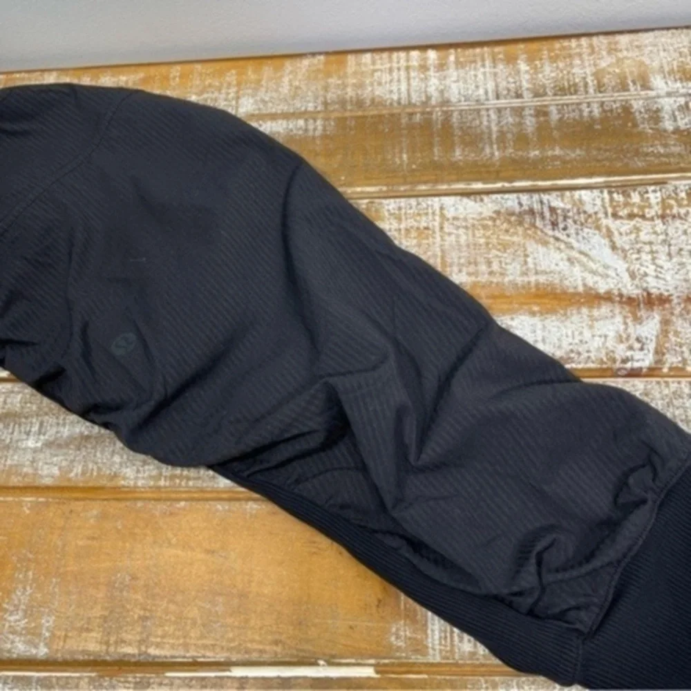 Lululemon Beyond the Studio Jogger Black Size 8